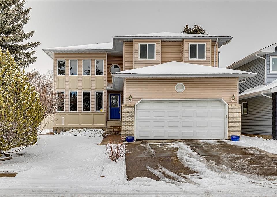 1st image of 4 W Wood Valley Rise SW