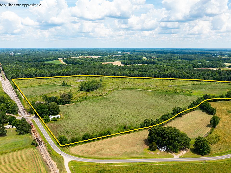 1st image of 555 Corbett Rd