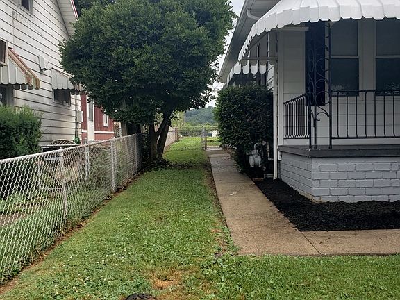 3rd image of 5829 Kentland Ave