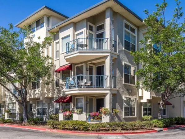 701 Baltic Cir Unit 715, Redwood City, CA 94065