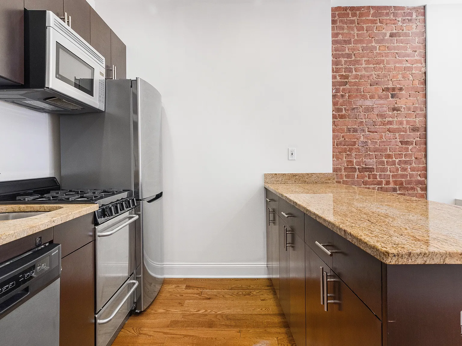 331 East 81st Street — Photo 1