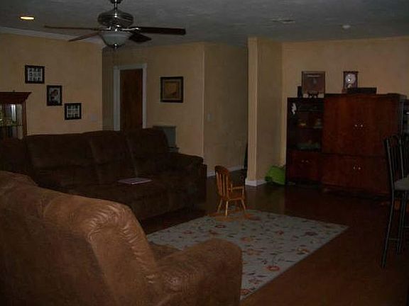 5th image of 1337 N Greenway Dr