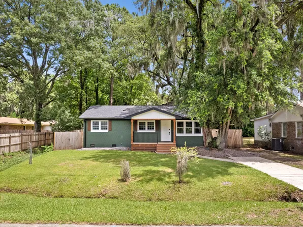 1907 Hazelwood Dr, Charleston, SC 29407