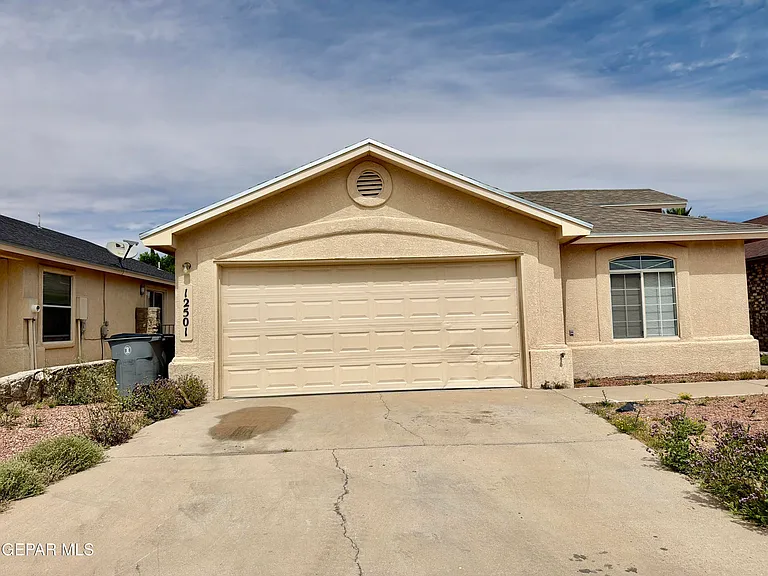 12501 Sombra Fuerte Dr — Photo 1