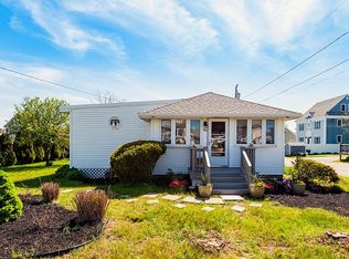 833 Ocean St, Marshfield, MA 02050