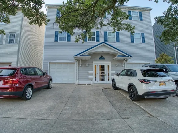 714 W 2nd St APT 3, Erie, PA 16507