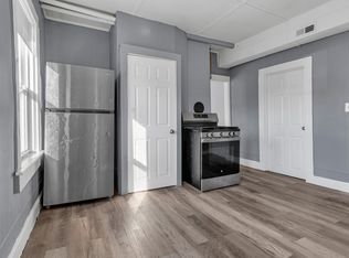 13 Plain St #2R, Taunton, MA 02780