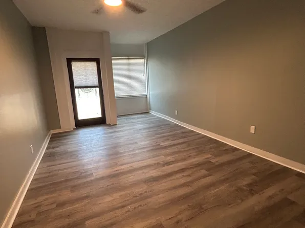 108 W Main St #A, Hartsville, TN 37074