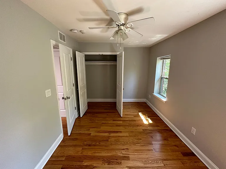 1609 Bainbridge St #3 — Photo 9