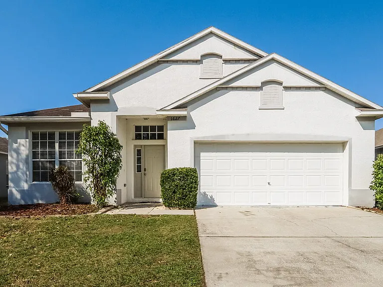 1627 Wakefield Dr — Photo 1