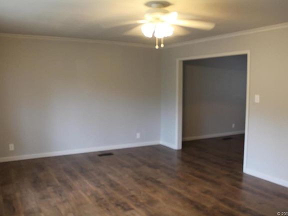 5th image of 1811 Mockingbird Ln
