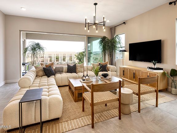 5th image of 1450 E COCONINO Way