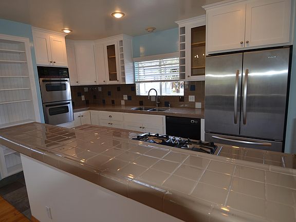 4th image of 3114 6th St