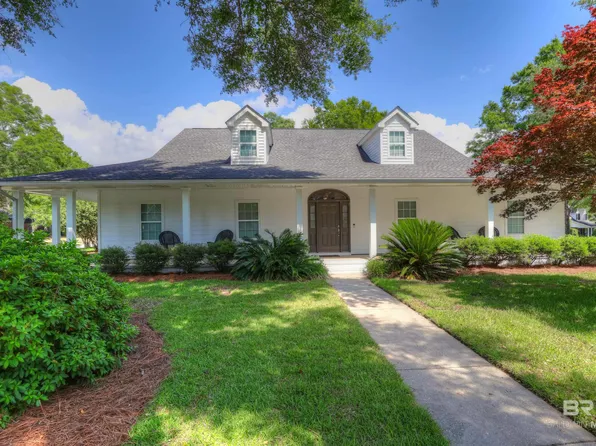 27192 Creekwood Dr, Daphne, AL 36526