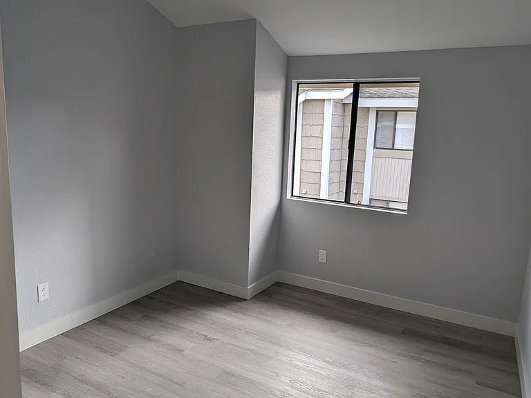 4022 Mahaila Ave — Photo 23