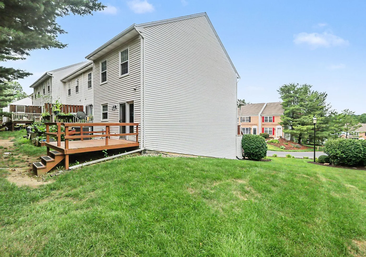 2 Bedroom Home — Photo 4
