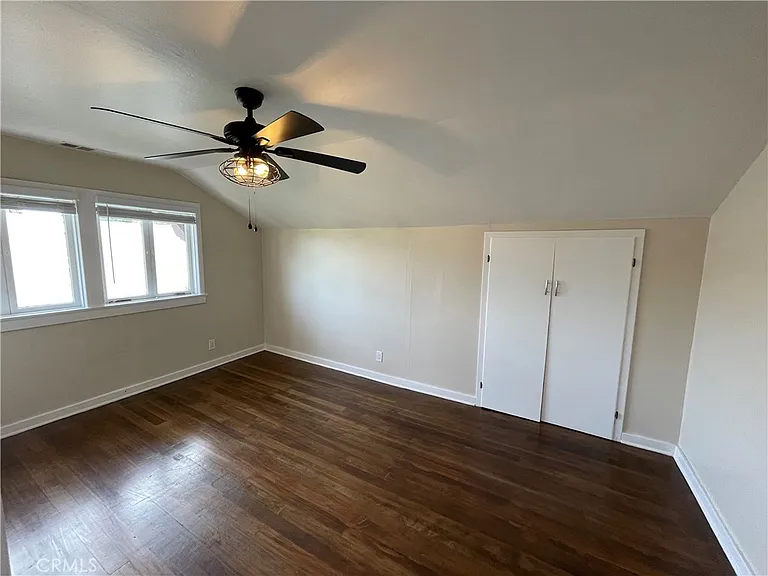 394 S Shaffer St — Photo 39
