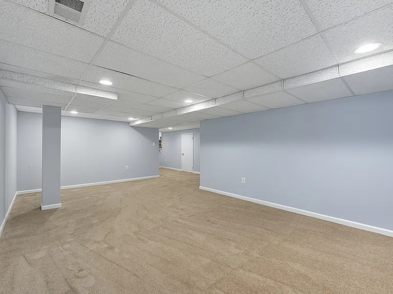 3306 Weller Rd — Photo 21