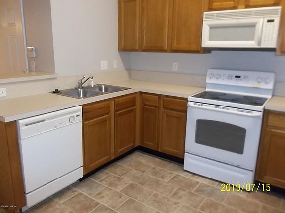 5th image of 9505 Armelle Way Unit 7
