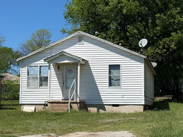 616 W Oklahoma Ave, Sulphur, OK 73086