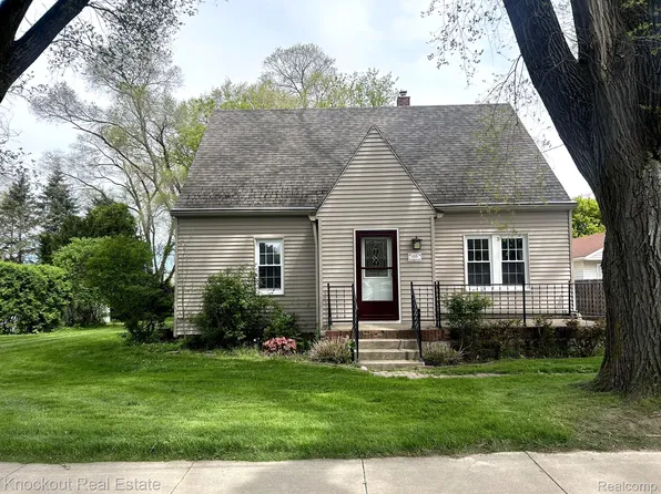 168 E Jefferson St, Frankenmuth, MI 48734