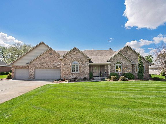 2nd image of 4723 Glen Moor Way