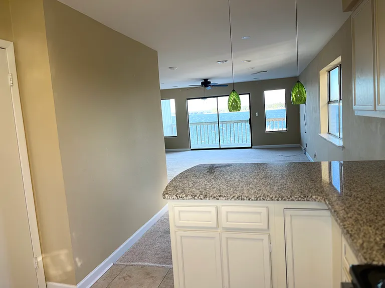810 Eglin Pkwy NE #6 — Photo 8