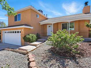 16 Apache Plume Rd, Los Lunas, NM 87031