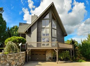 128 Brancer Dr, Mars Hill, NC 28754