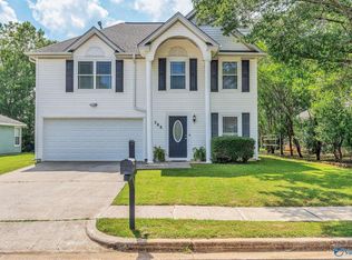 388 River Bend Dr SW, Huntsville, AL 35824