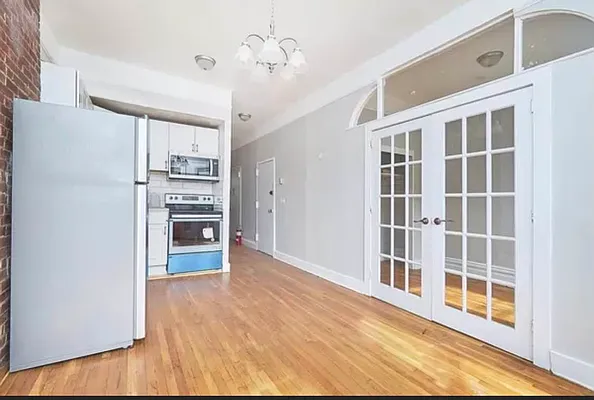 Rented by Brown Harris Stevens | media 36