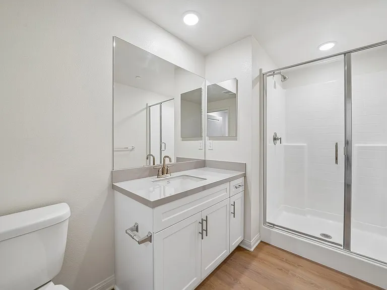 Gallery Park - Modern apartment living in the heart of Riverside, CA — Photo 10