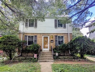 964 S Hillside Ave, Elmhurst, IL, 60126