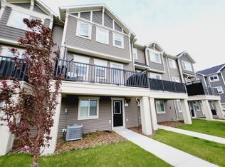 2072 Wonnacott Way SW #82, Edmonton, AB T6X 2V7