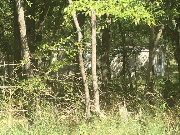 2nd image of 11001 Lakeview Dr E