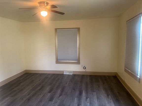 3rd image of 352 W High St