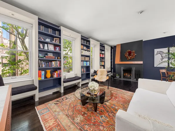 325 West 52nd Street PHD image 1 of 10
