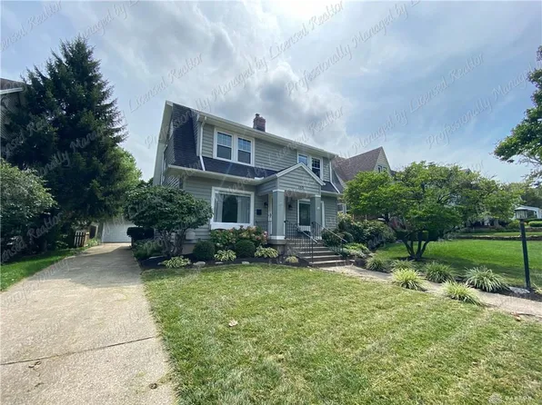 110 Dell Park Ave, Dayton, OH 45419