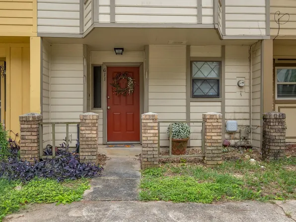 611 Acorn Grove Ct, Tallahassee, FL 32312