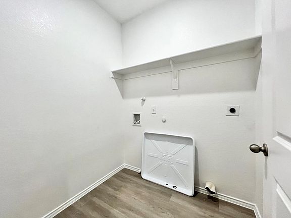 4th image of 3501 E Renfro St #409