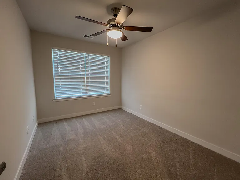 307 Grand Palm Ln — Photo 19