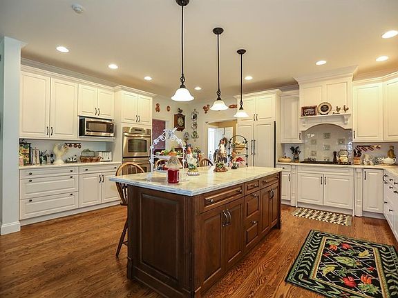 5th image of 8404 French Hill Rd