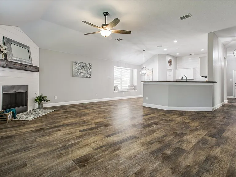 4852 Ambrosia Dr — Photo 9