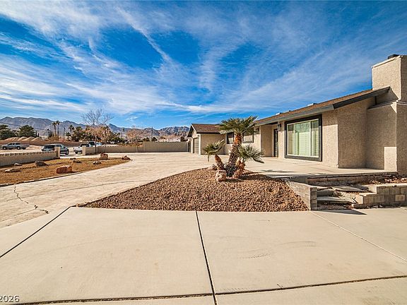 4th image of 9340 W Washburn Rd