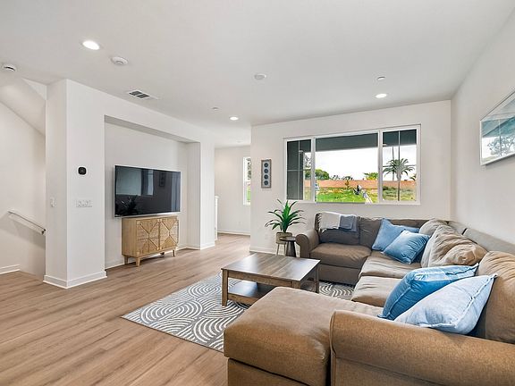 3rd image of 4845 Parsley Ln