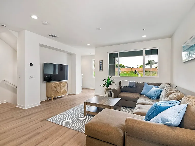 4845 Parsley Ln — Photo 3