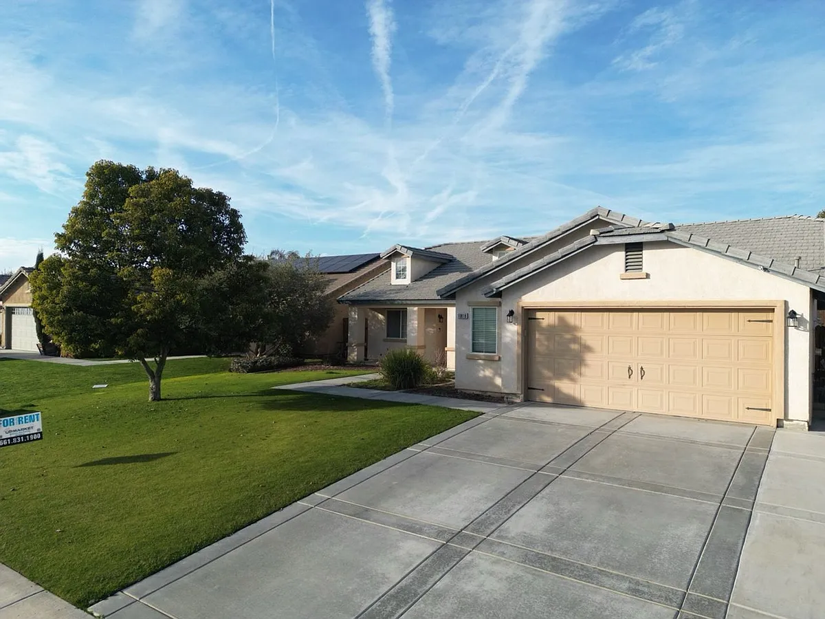 Building Photo - 10818 Valverde Dr
