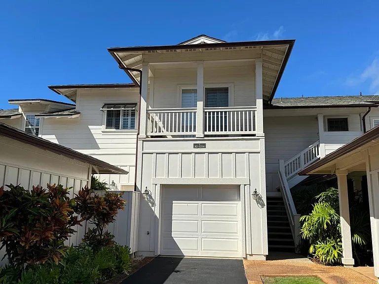 92-1214 Olani St #UPSTAIRS — Photo 4