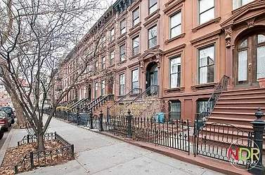 Rented by Next Door Realty NYC