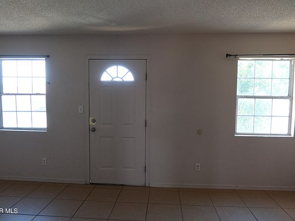 2nd image of 10284 Valle Del Sol Dr